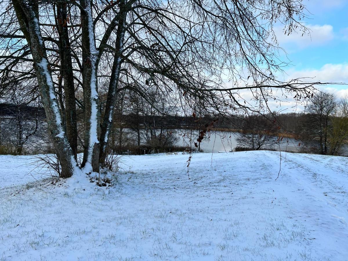 Domwigierski: Lakeside Comfort Farm with Private Beach and Sauna Wysoki Most  Exterior photo