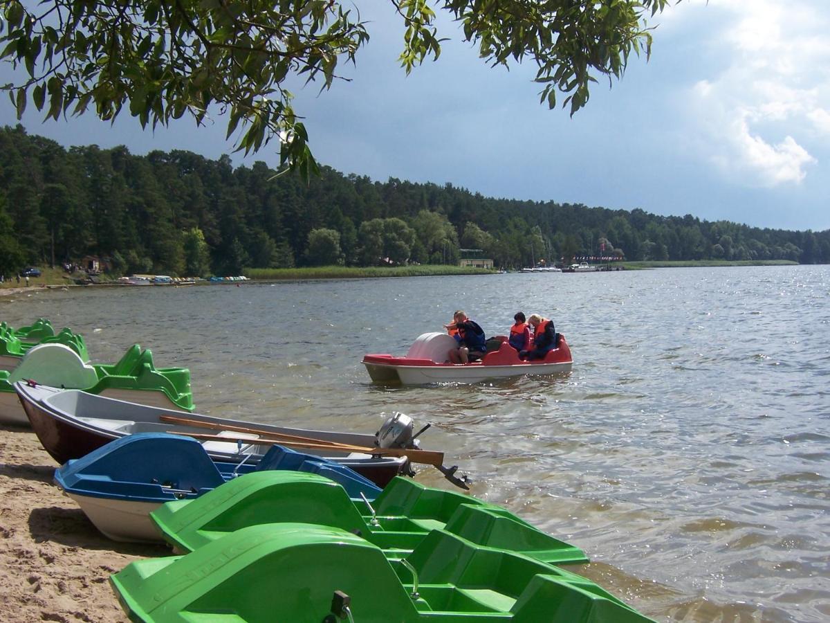 Domwigierski: Lakeside Comfort Farm with Private Beach and Sauna Wysoki Most  Room photo